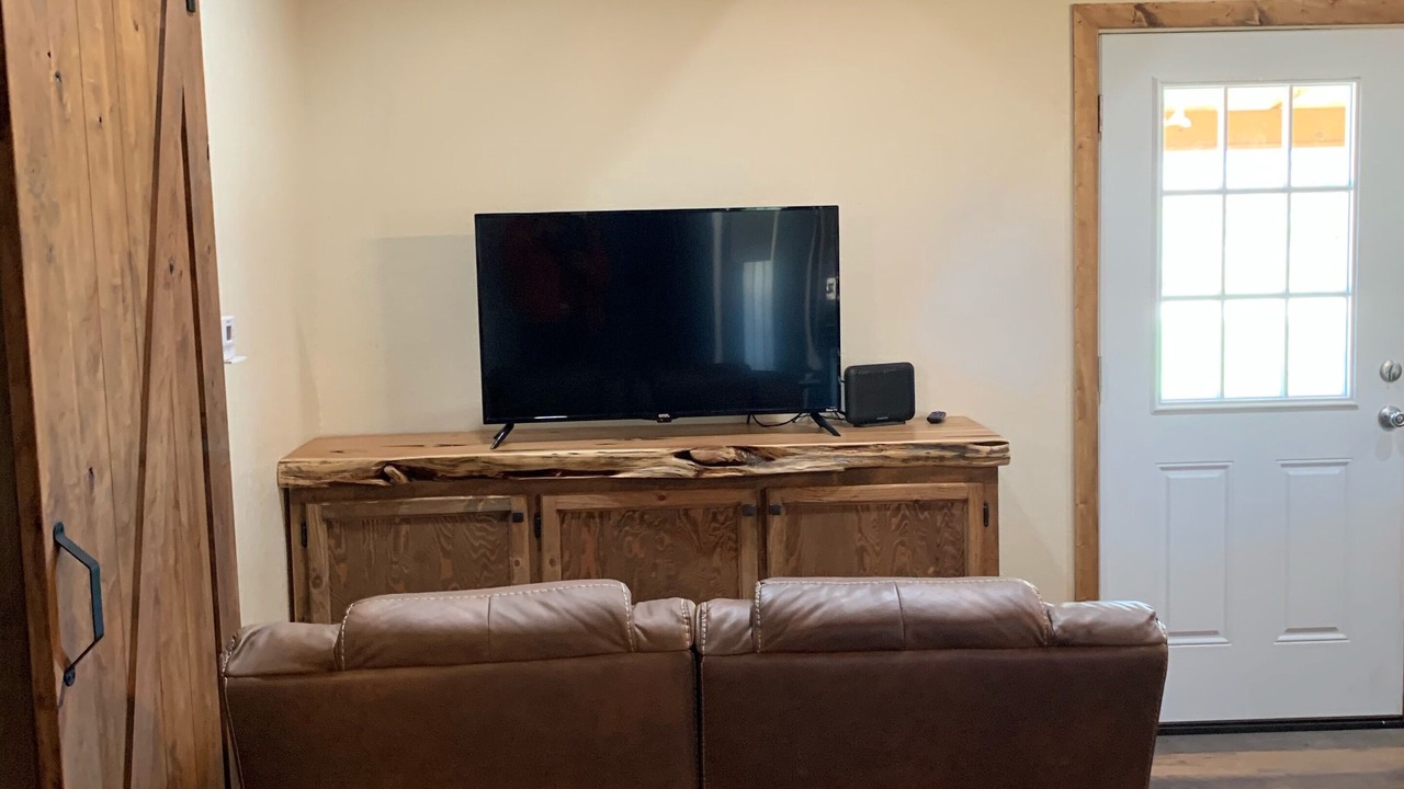 Photo of Livingroom in Camp Wood