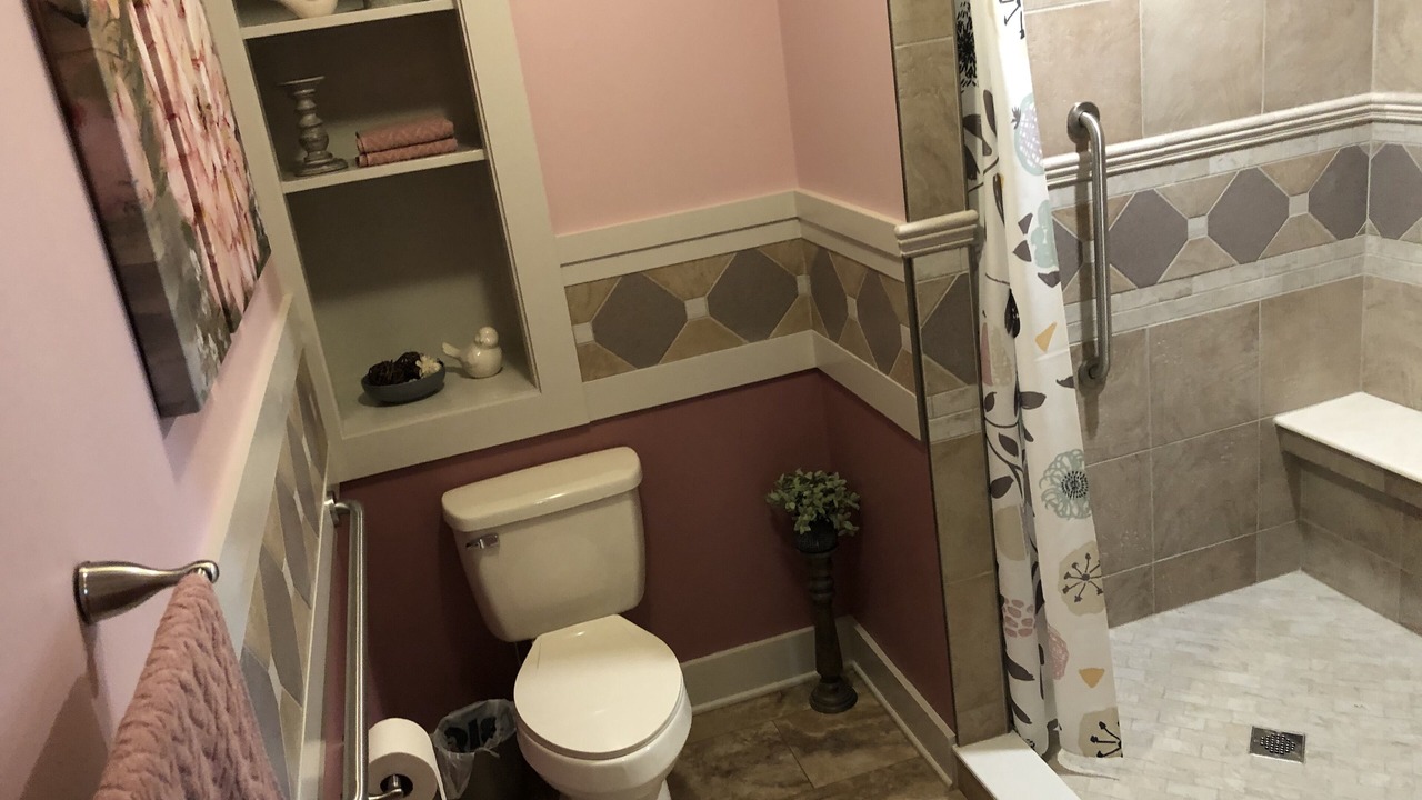 Photo of Bathroom in Jamestown
