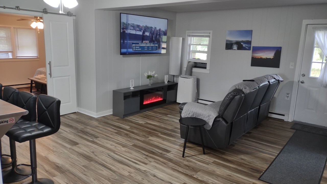 Photo of Livingroom in Gardiner