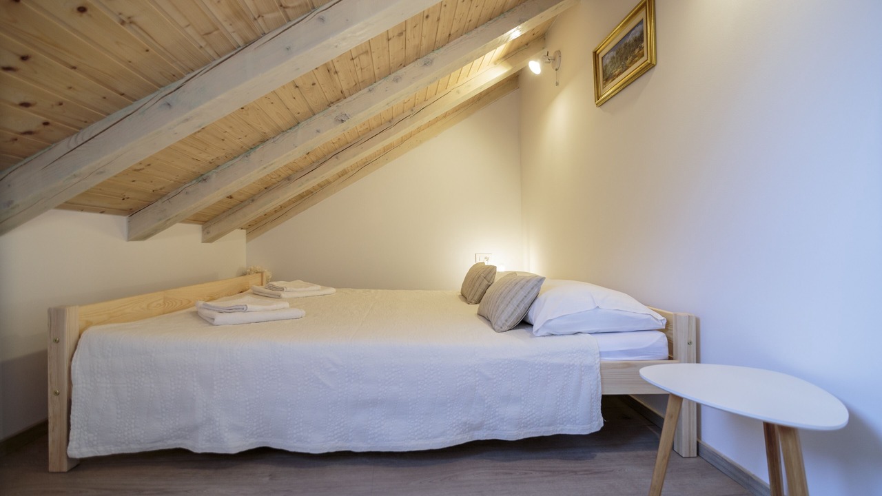 Photo of Bedroom in Komiza