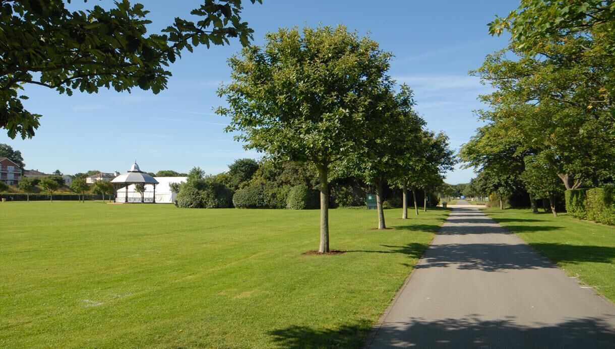 Photo of Others in Birkdale