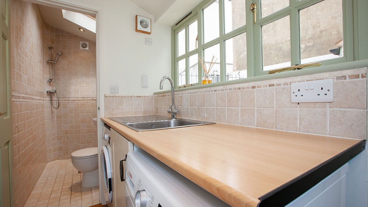 Photo of Bedroom in West Cliff