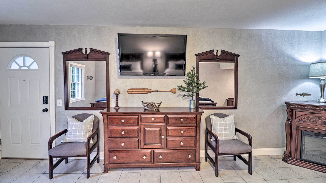 Photo of Livingroom in Lakeview
