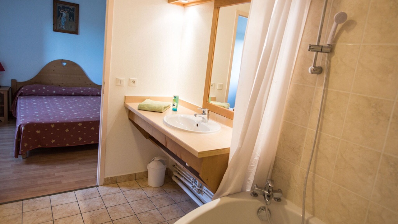 Photo of Bathroom in Giez