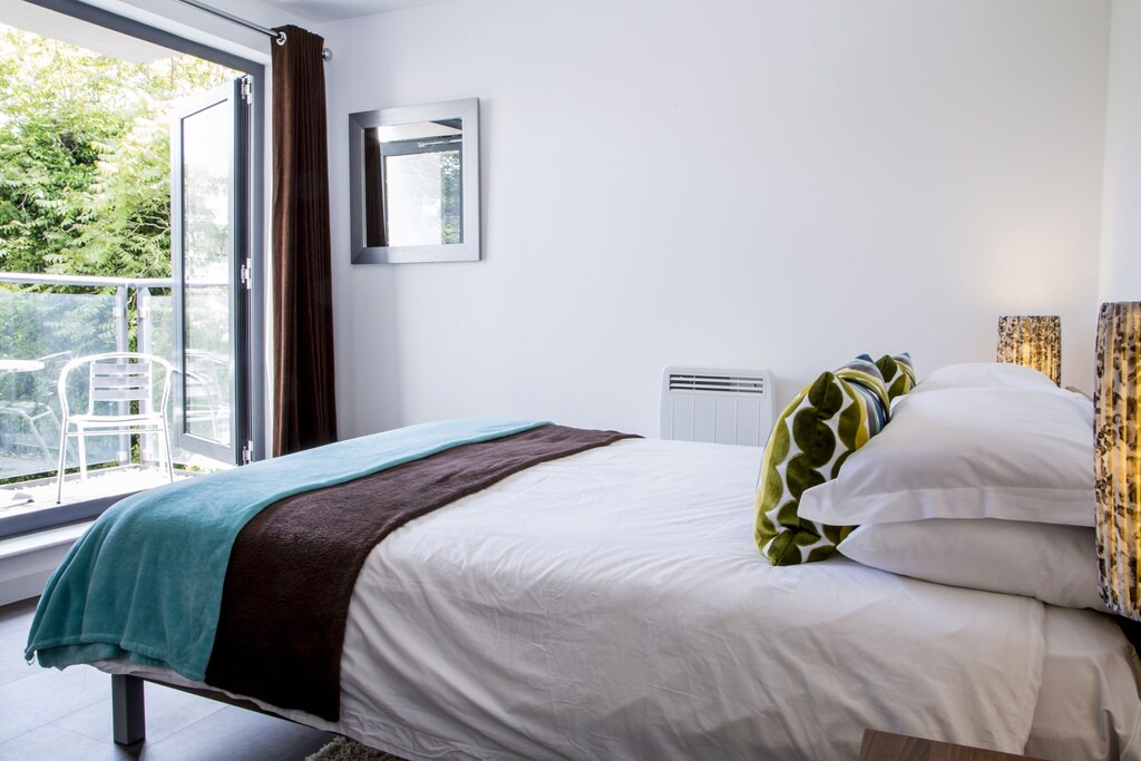 Photo of Bedroom in Woking