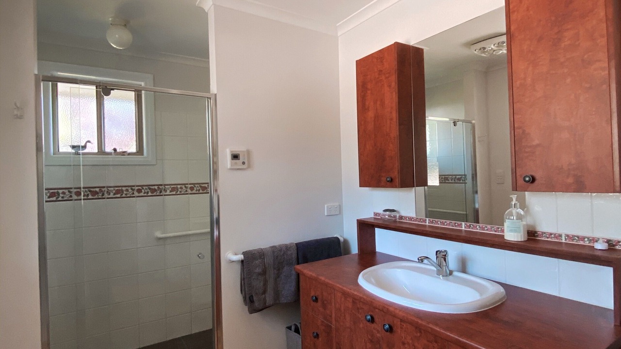 Photo of Bathroom in Blampied