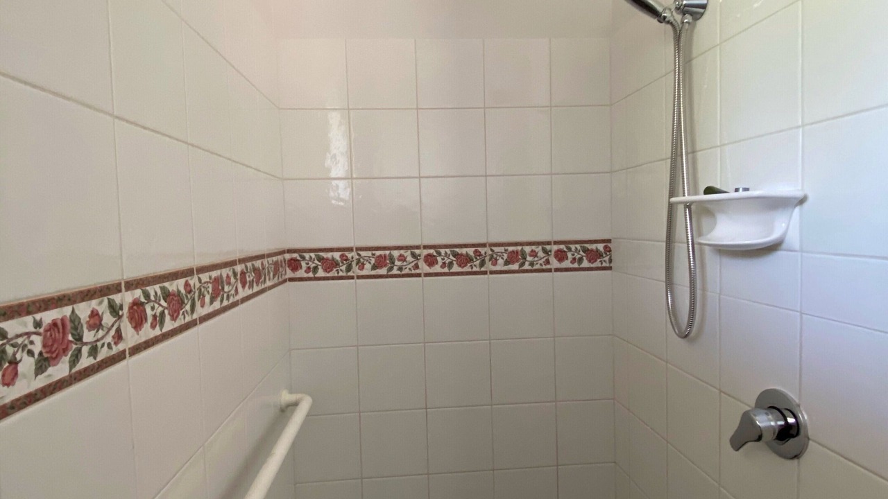 Photo of Bathroom in Blampied