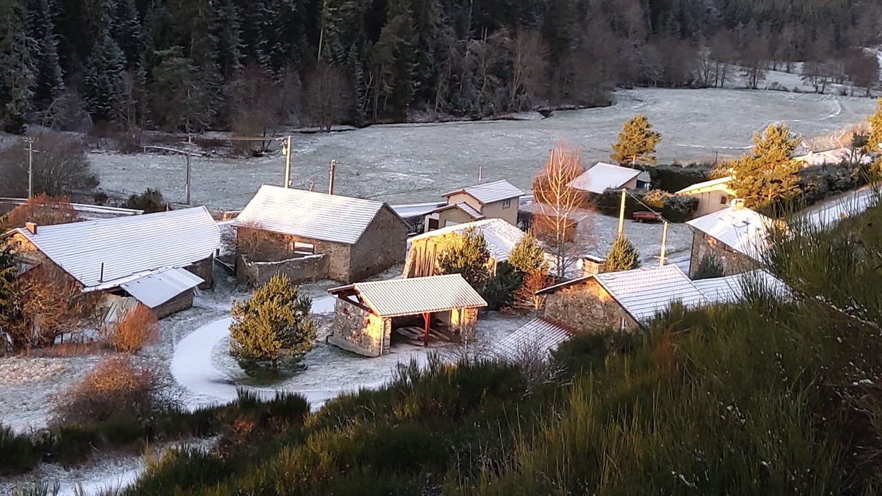 Photo of Outdoor in Sembadel