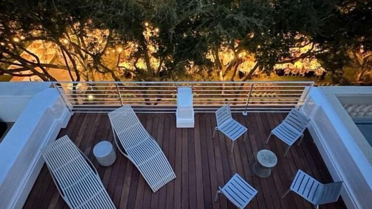 Photo of Patio Balcony in Seaside