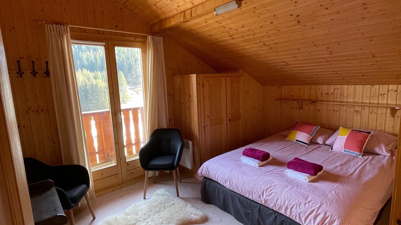 Photo of Bedroom in Station de Drouzin le Mont