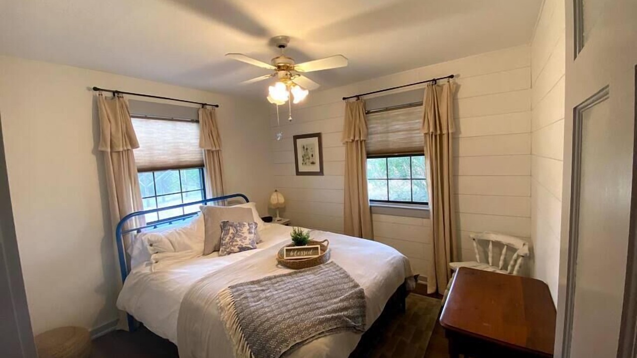 Photo of Bedroom in Belton