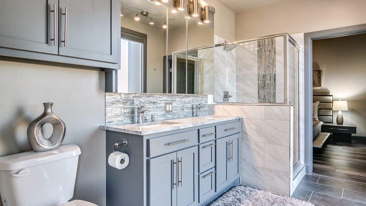 Photo of Bathroom in Central Oklahoma City