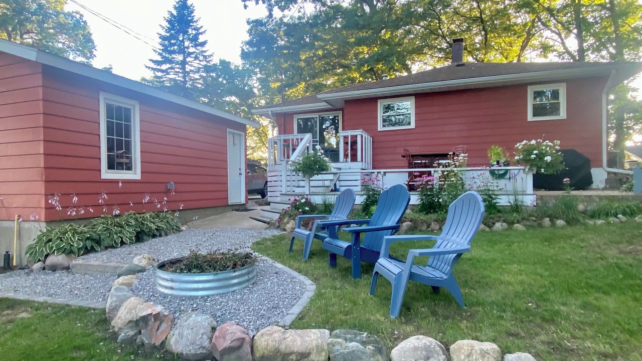 Photo of Patio Balcony in Lake
