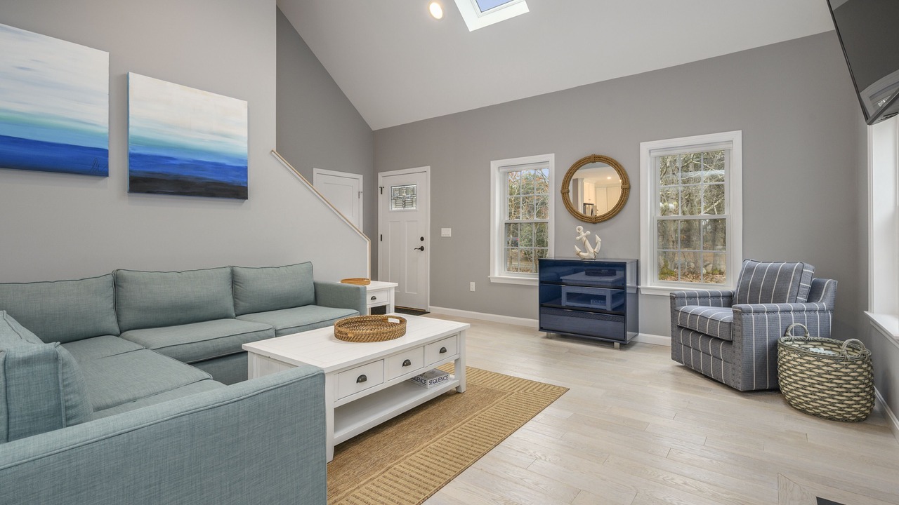 Photo of Livingroom in Eastham