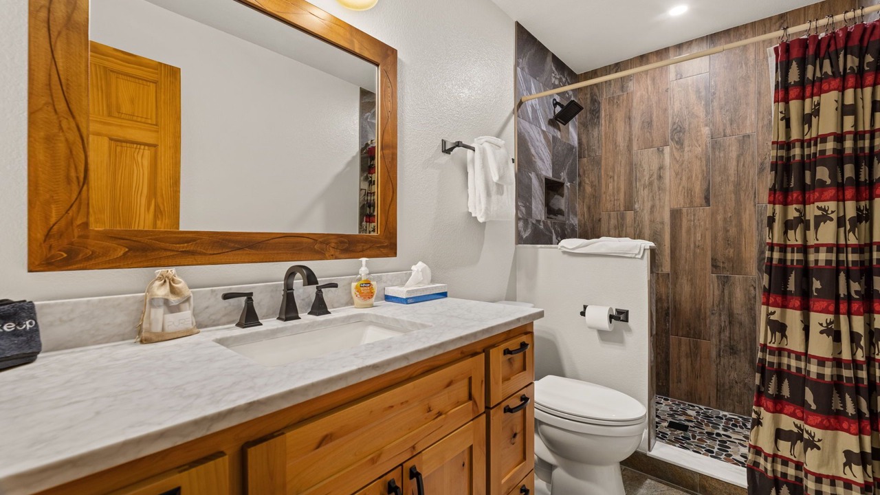 Photo of Bathroom in Fall River Estates