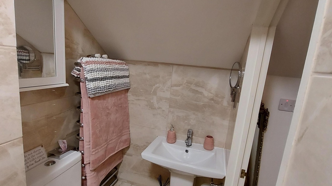 Photo of Bedroom in Chorlton-by-Backford