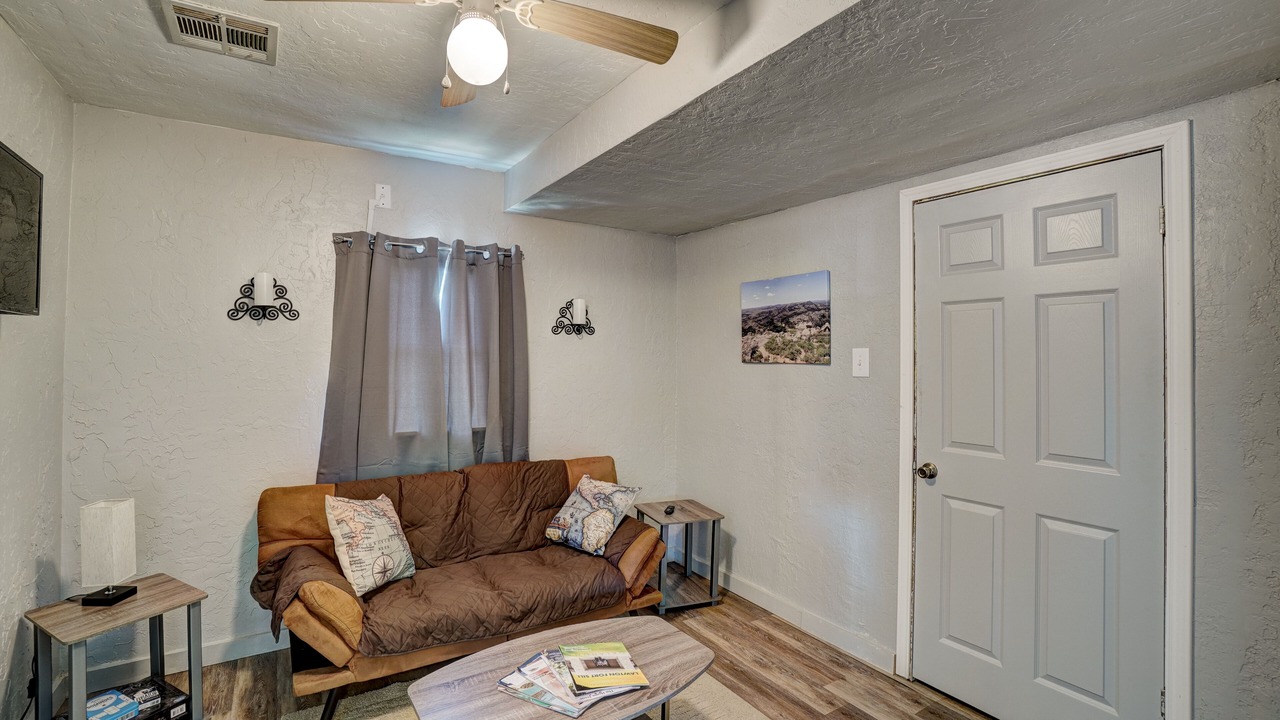 Photo of Livingroom in Medicine Park