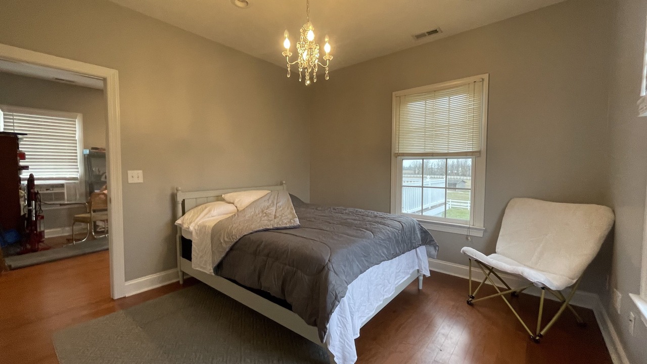 Photo of Bedroom in Parkton