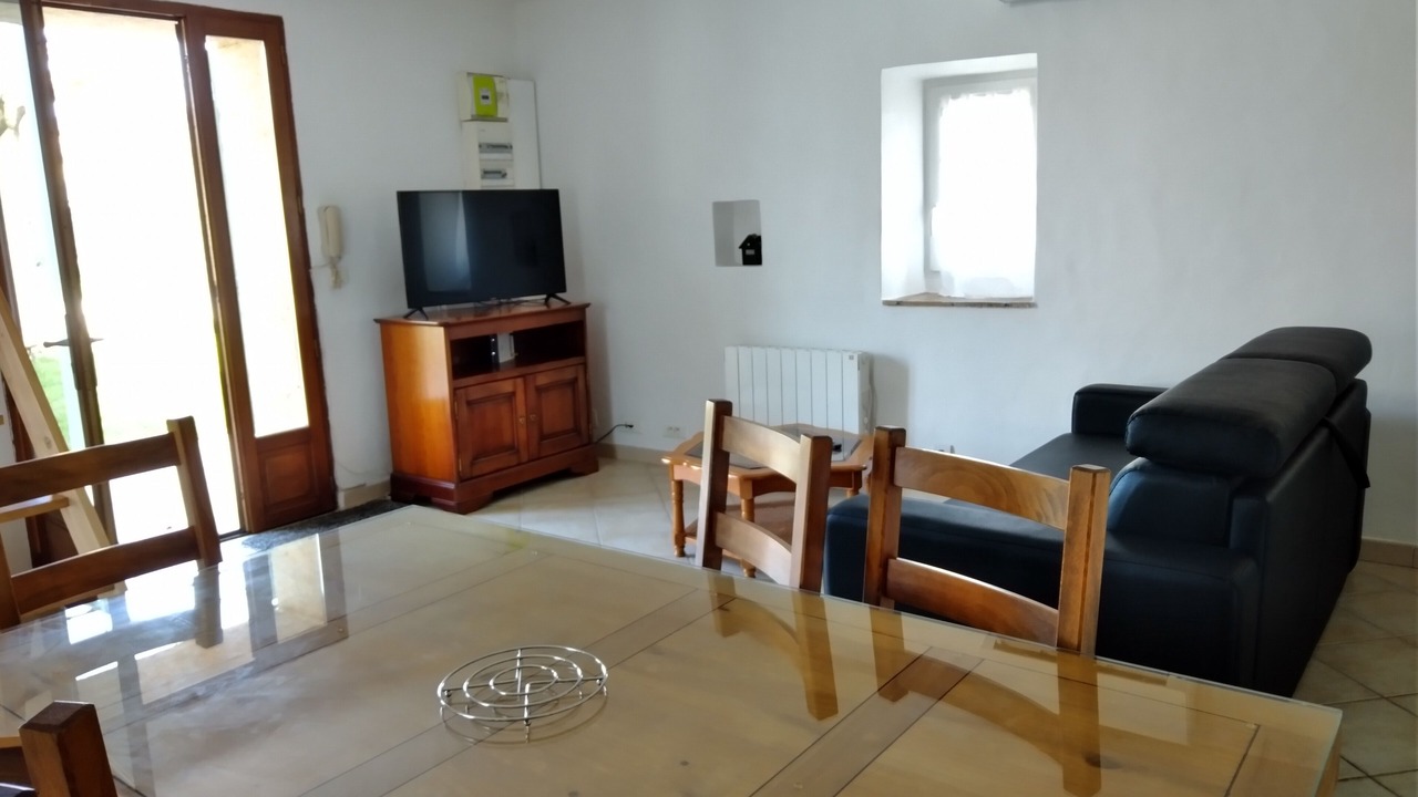 Photo of Livingroom in Belvezet