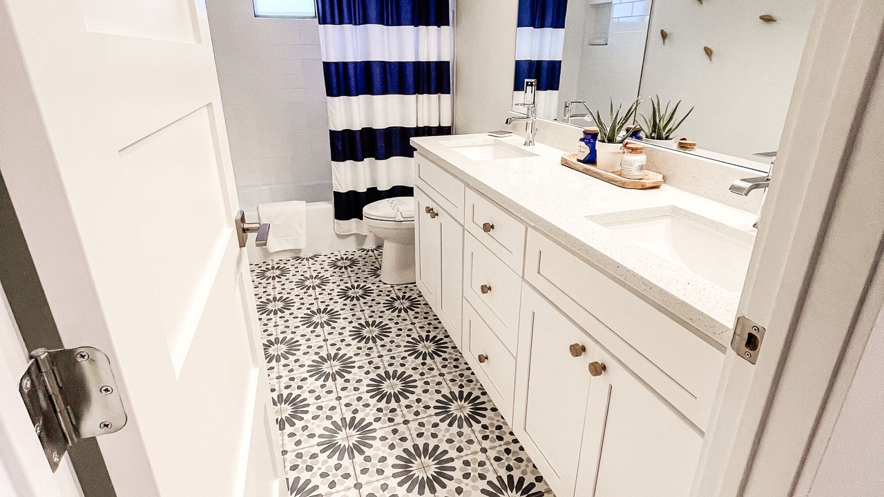 Photo of Bathroom in Gun Barrel City