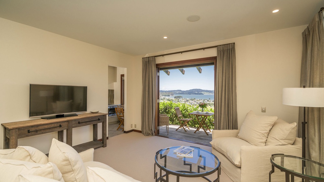 Photo of Livingroom in Cooks Beach