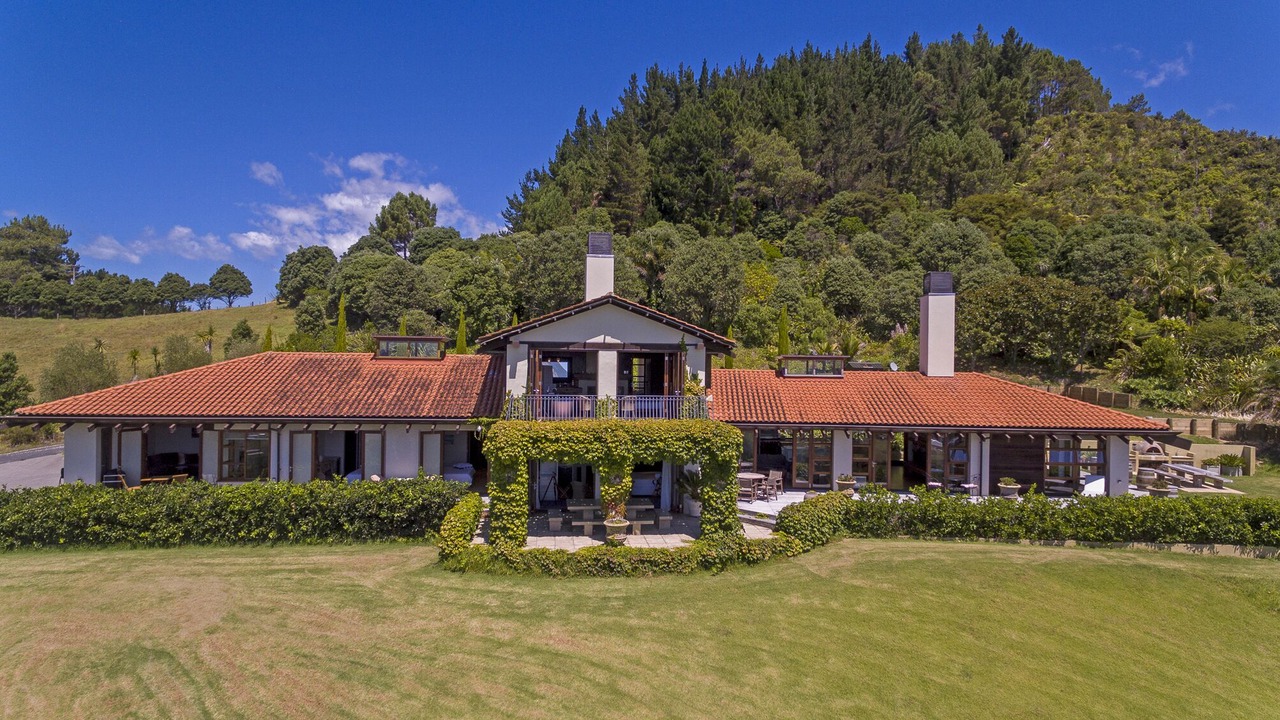 Photo of Outdoor in Cooks Beach