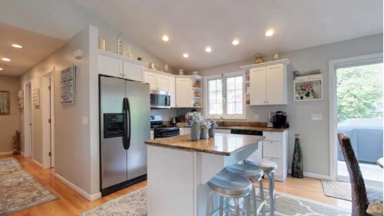 Photo of Others in Bonnet Shores