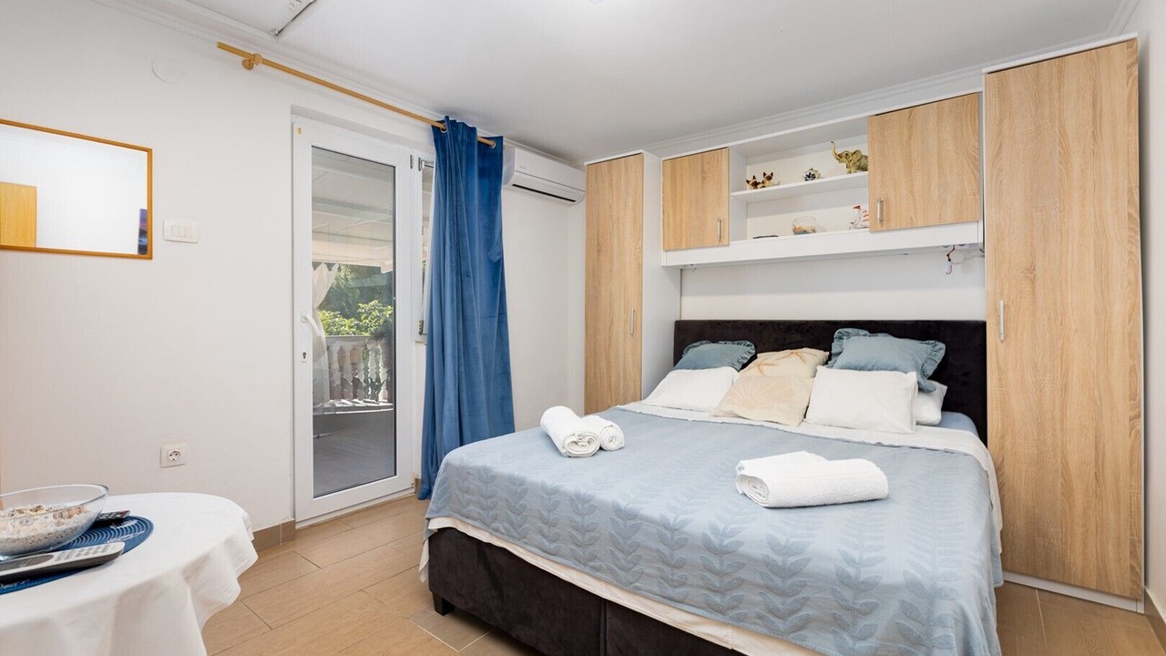 Photo of Bedroom in Vantacici