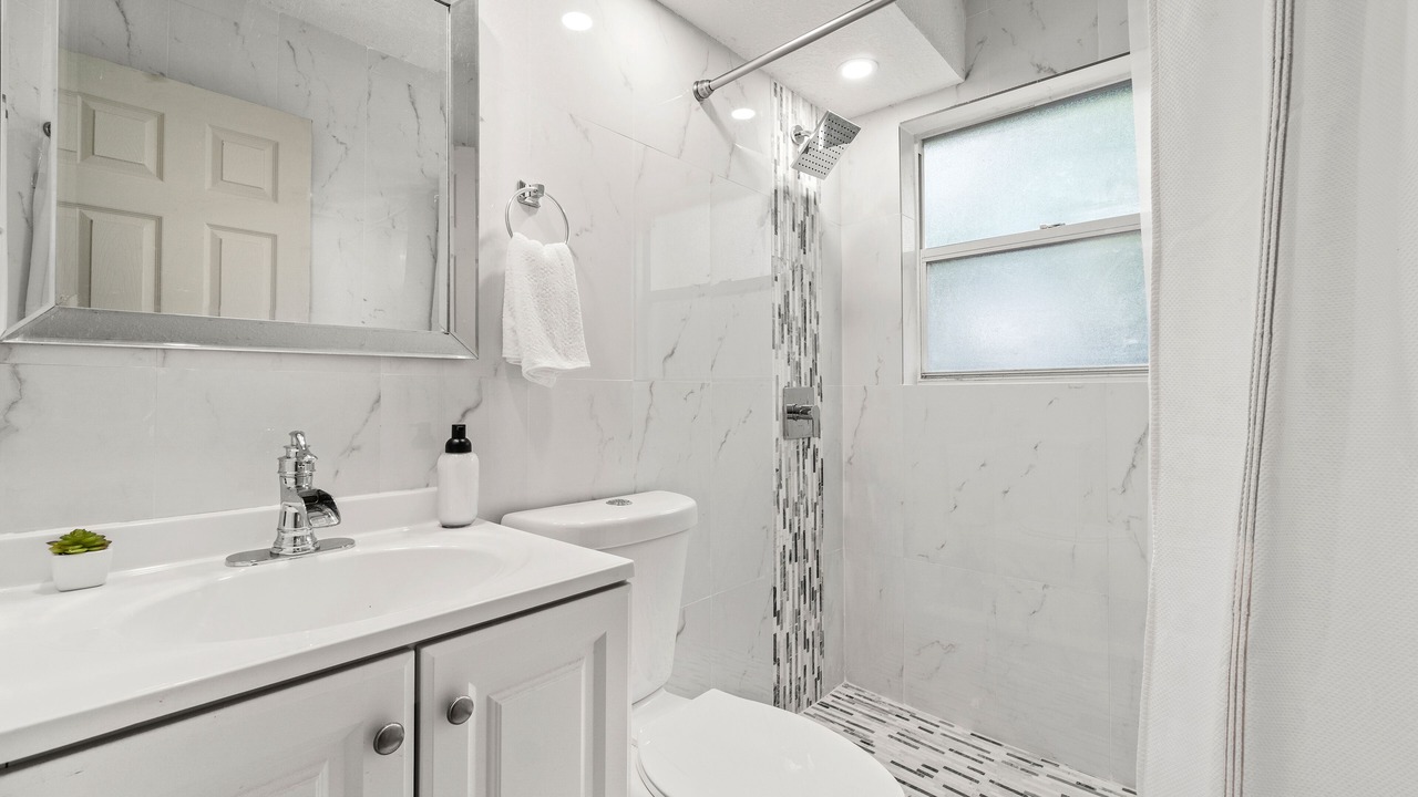 Photo of Bathroom in Lake Worth