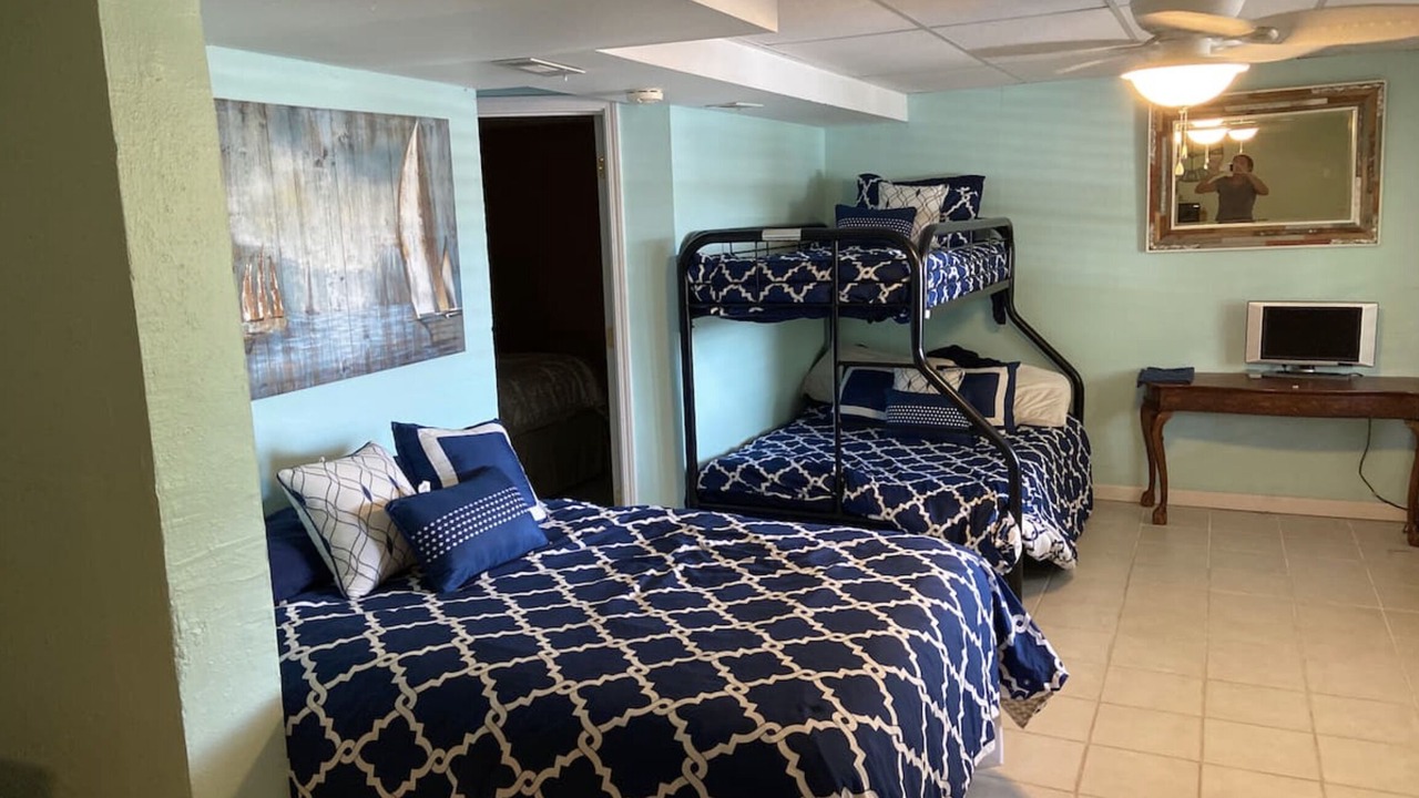 Photo of Bedroom in Lake Ozark