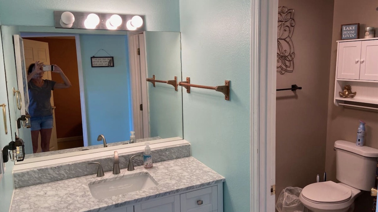 Photo of Bathroom in Lake Ozark