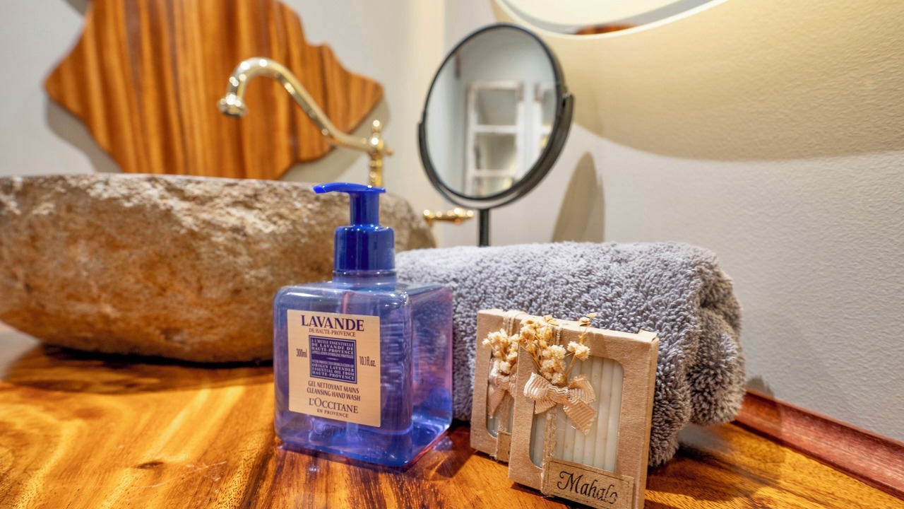 Photo of Bathroom in Kahuku