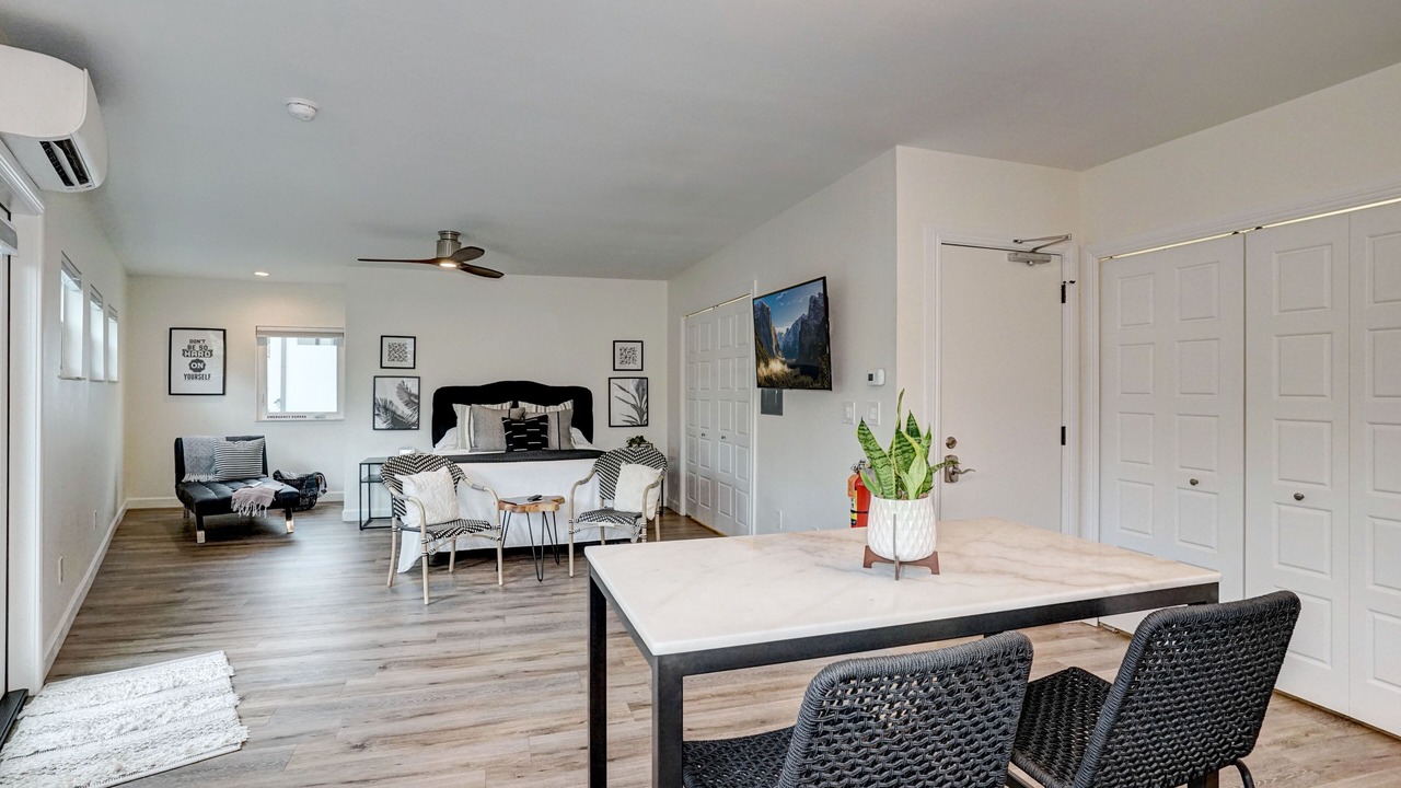 Photo of Others in Downtown Dunedin