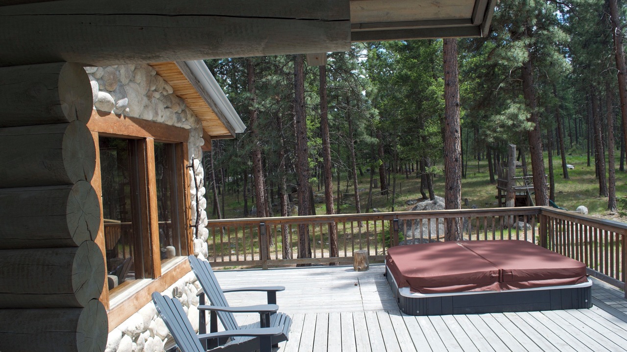 Photo of Others in Victor