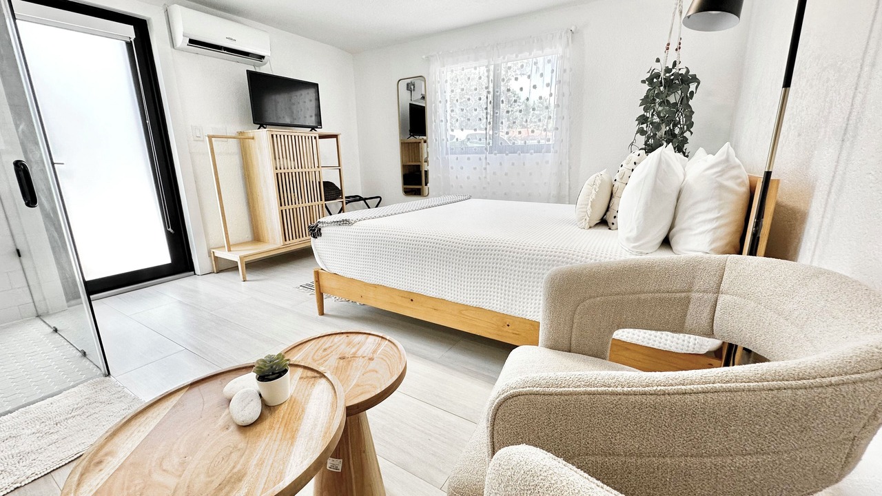Photo of Bedroom in El Portal