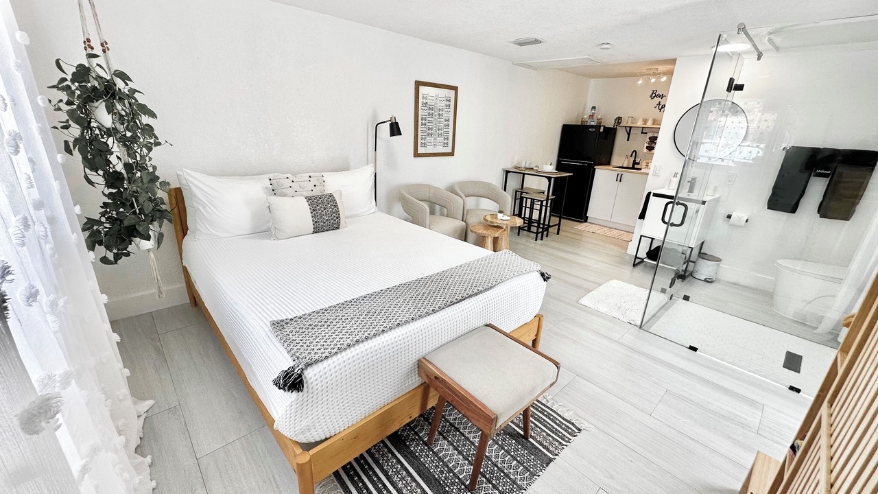 Photo of Bedroom in El Portal