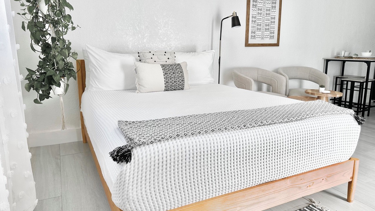 Photo of Bedroom in El Portal