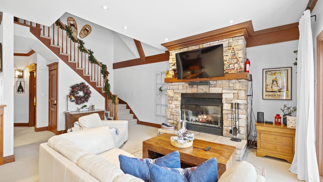 Photo of Livingroom in Mont-Tremblant
