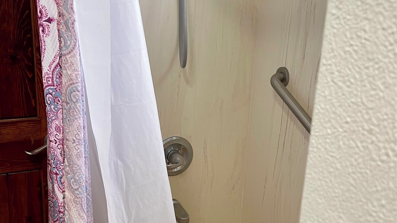Photo of Bathroom in Pawhuska