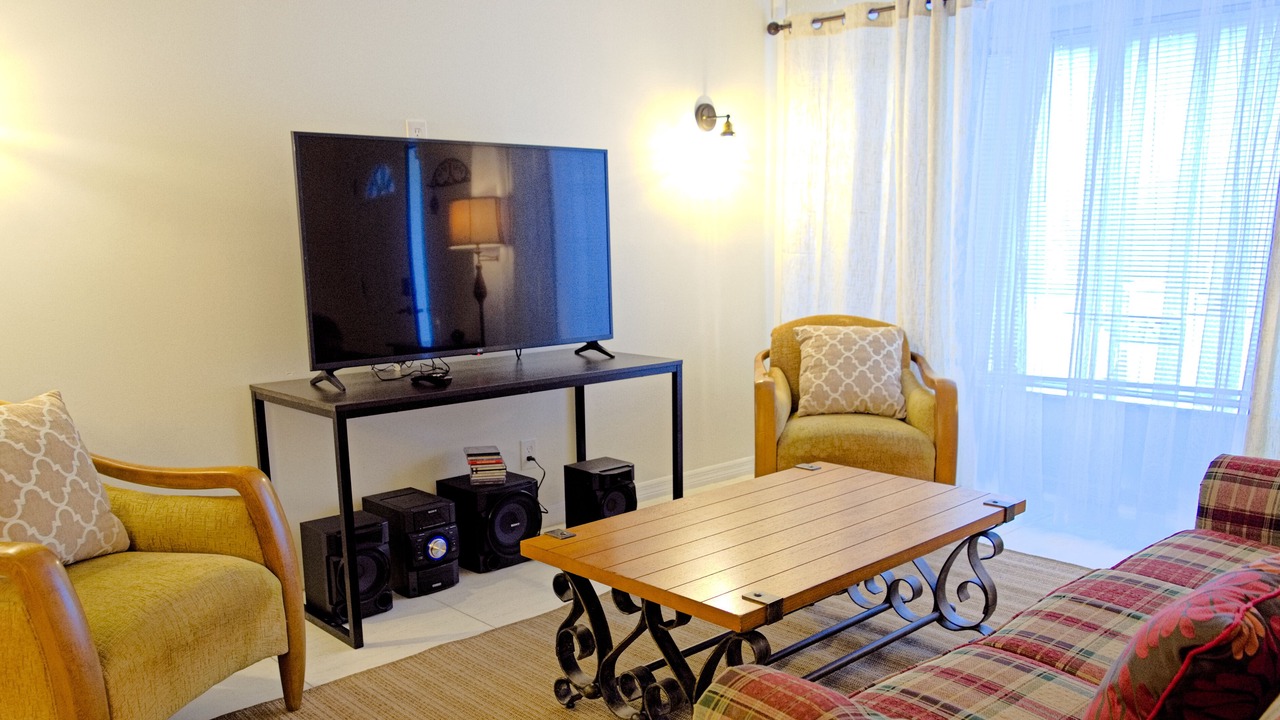 Photo of Livingroom in Warm Mineral Springs