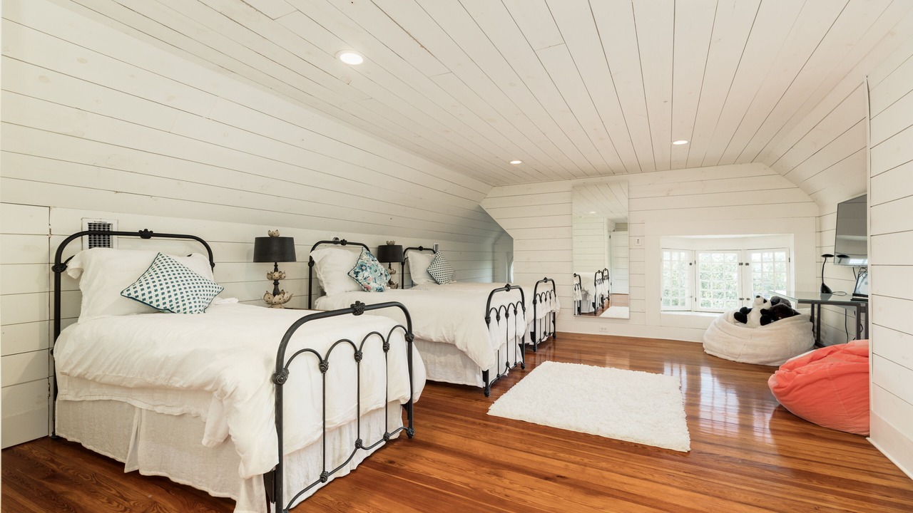 Photo of Bedroom in Galveston