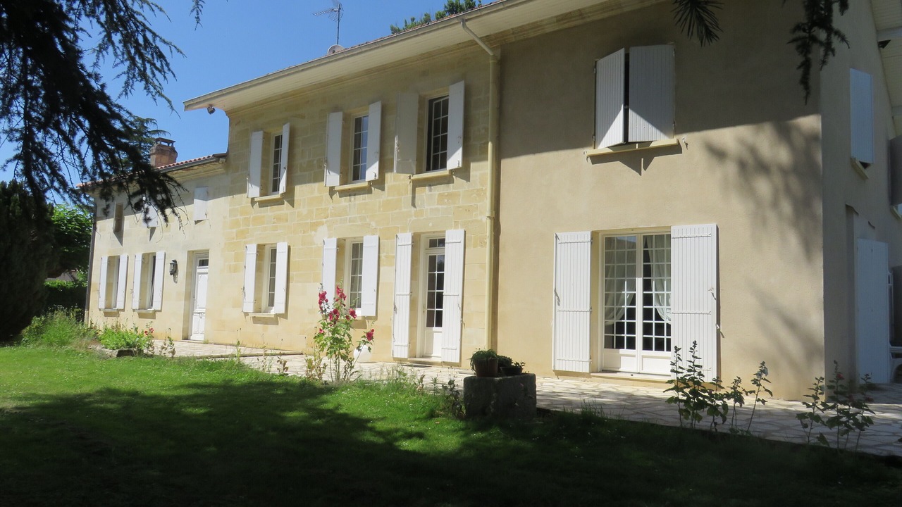 Photo of Outdoor in Sainte-Terre