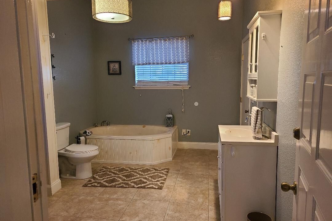 Photo of Bathroom in Navarre