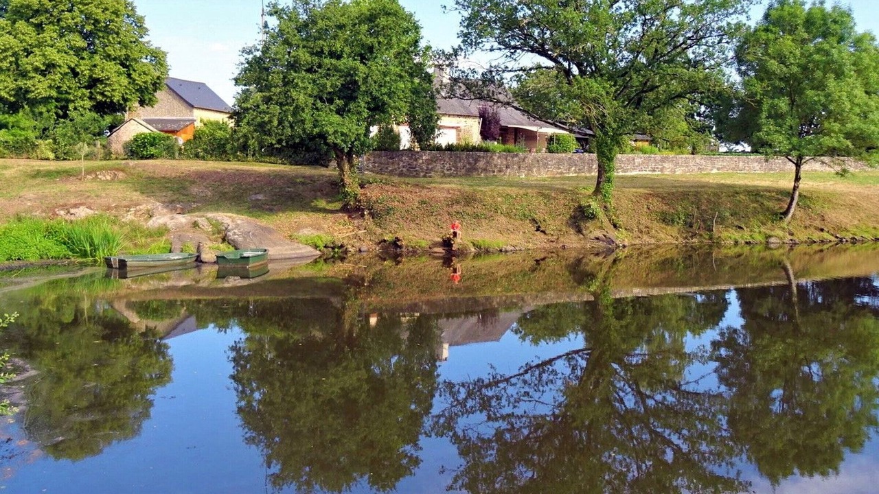 Photo of Others in Alexain