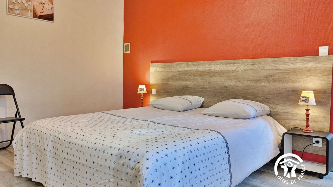 Photo of Bedroom in L'Huisserie