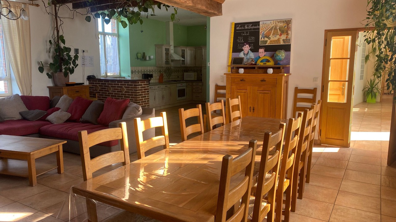 Photo of Others in Carelles