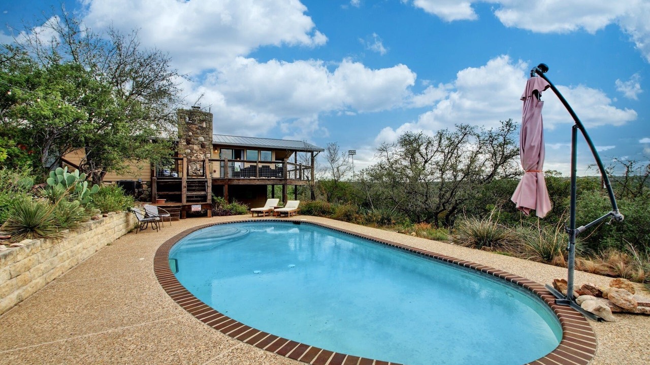 Photo of Outdoor in Burnet