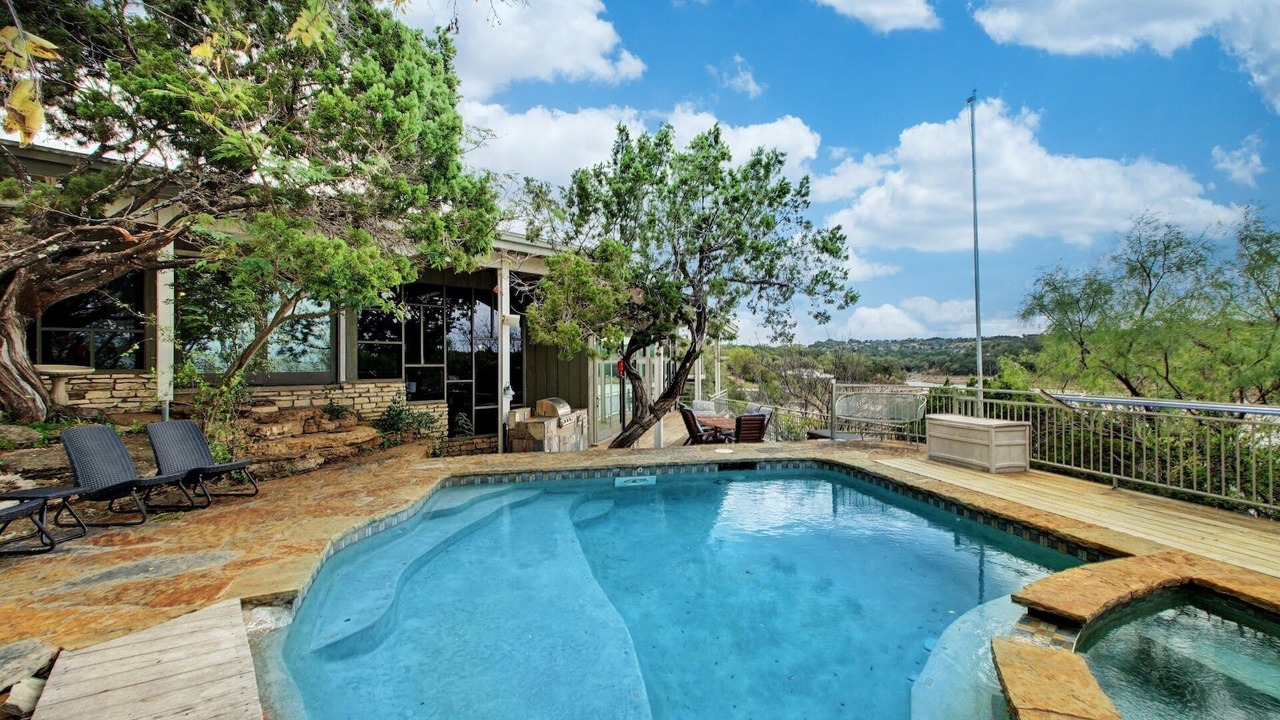 Photo of Outdoor in Burnet
