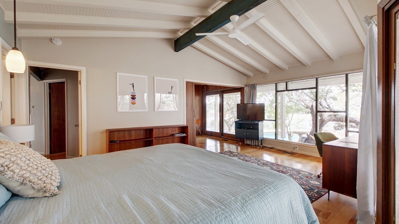 Photo of Bedroom in Burnet
