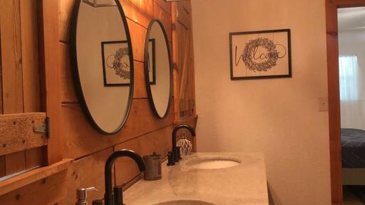 Photo of Bathroom in Eufaula